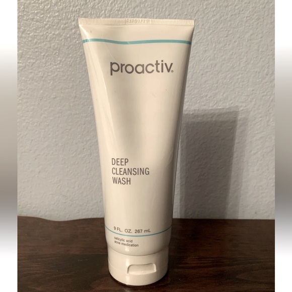 Proactiv Cleansing Wash - Picture 1 of 2